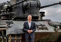 Експерт розповів, чому насправді Німеччина не передає танки Україні