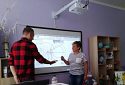 Комп’ютери, меблі та дошки для шкіл мають бути українського виробництва — Володимир Волков