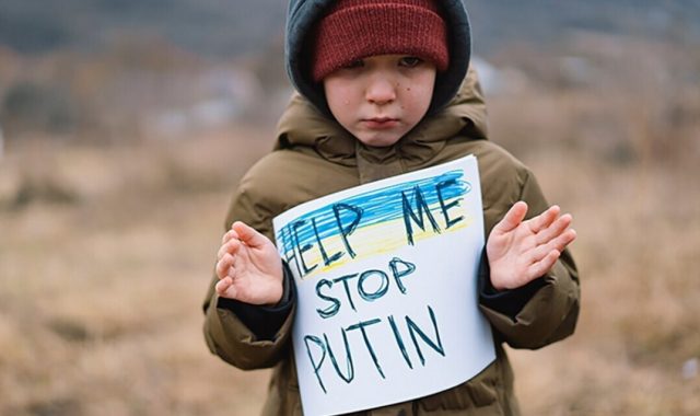 «Батьки тебе захистять»: як підтримувати дитину під час війни?
