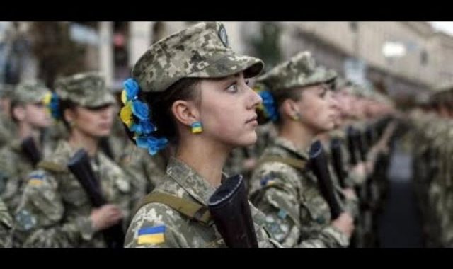 Тенденції тижня: військовий облік жінок та гарантії безпеки для України