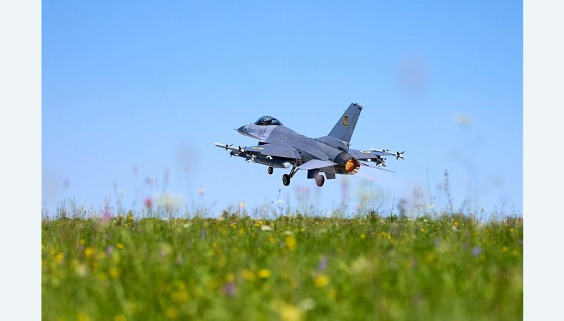 США модернізували системи РЕБ на українських F-16