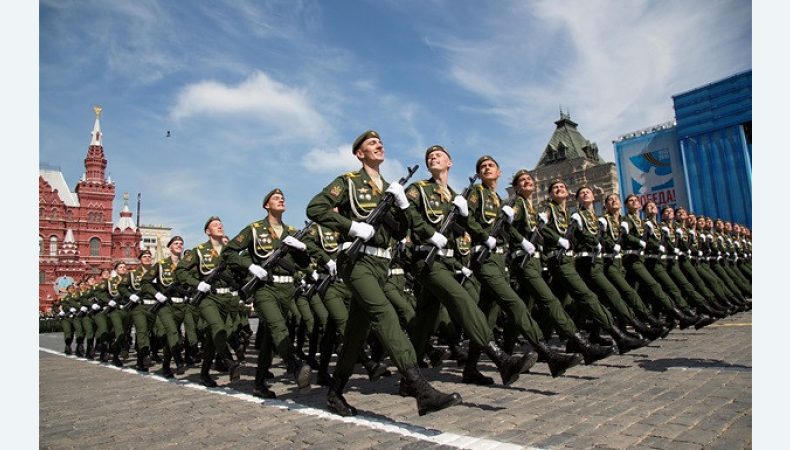 путін погодився на збільшення чисельності російської армії до 1,5 млн осіб