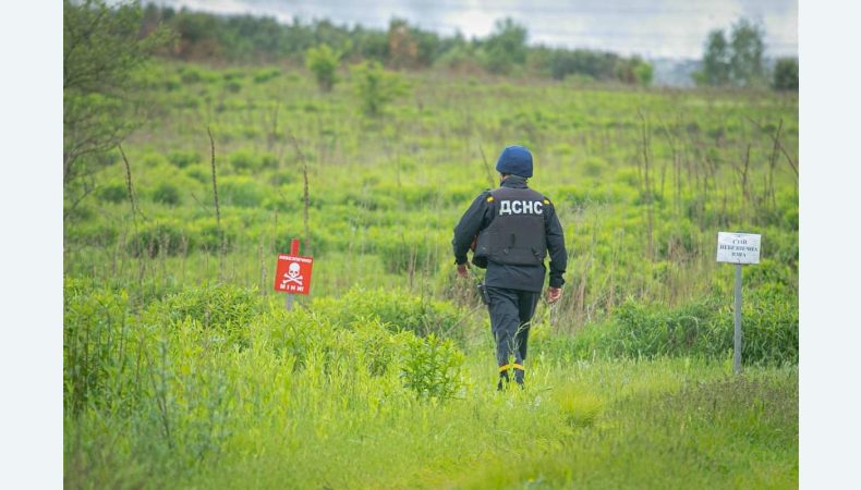 Майже 52 тисячі вибухонебезпечних предметів ліквідовано в Київській області