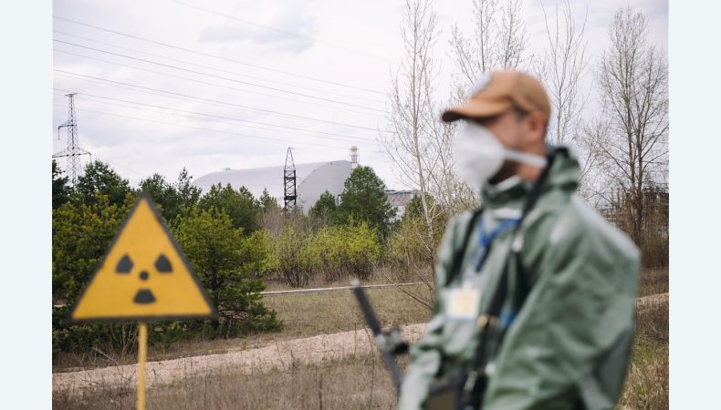 Сапери розміновують територію ЧАЕС — МВС