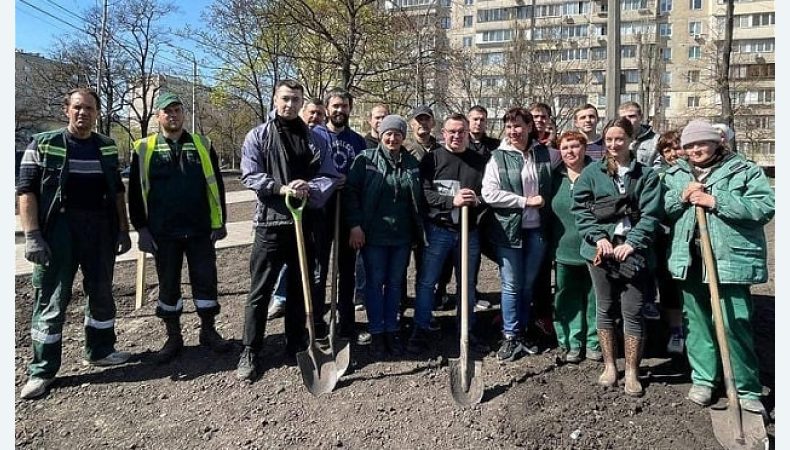 У Дарницькому районі облаштовують новий сквер