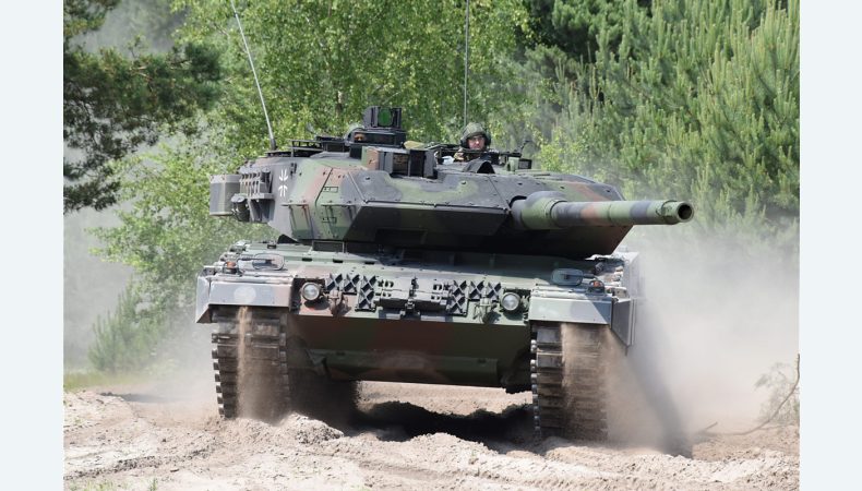 Польща може передати близько 10 танків Leopard Україні
