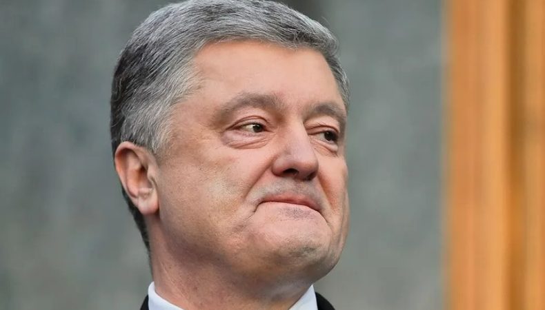 Рада заплатила за тиждень «прогулу» Порошенка в Європі