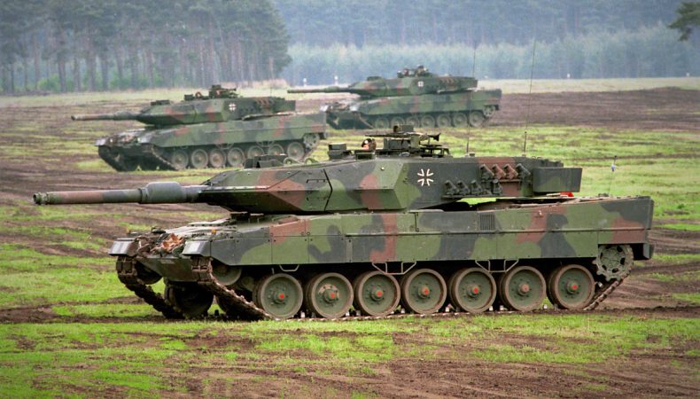 У Польщі відповіли на запит України про передачу німецьких танків Leopard