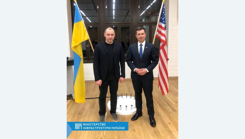 Україна та США підписали Меморандум про транспортне співробітництво
