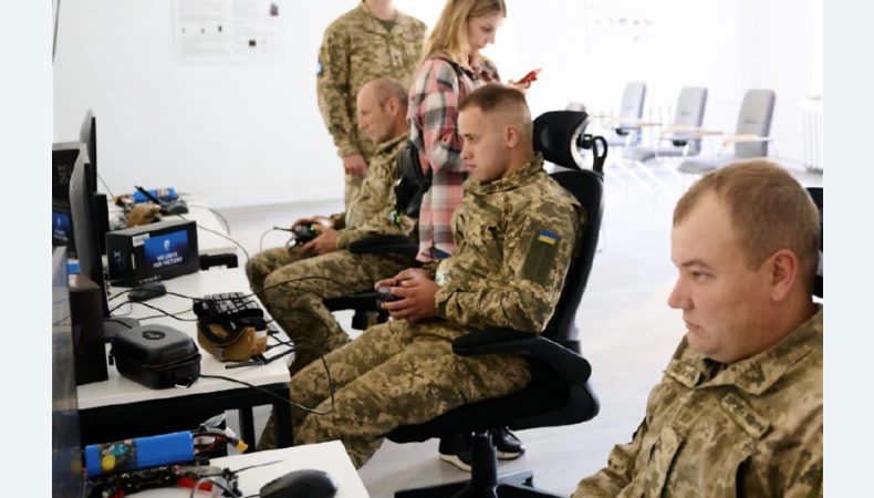 У Львові запустили центр підготовки операторів дронів