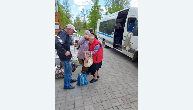 З-під обстрілів з Попасної вивезли 58 людей