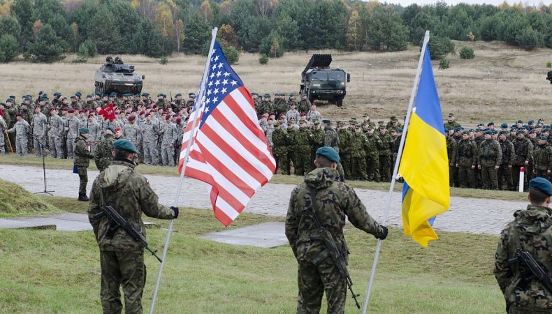 Україна має можливості стати членом НАТО раніше, аніж членом ЄС - експерт