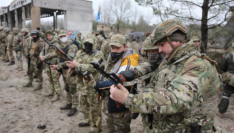 В Україні дозволили виїжджати військовозобов’язаним — Міноборони