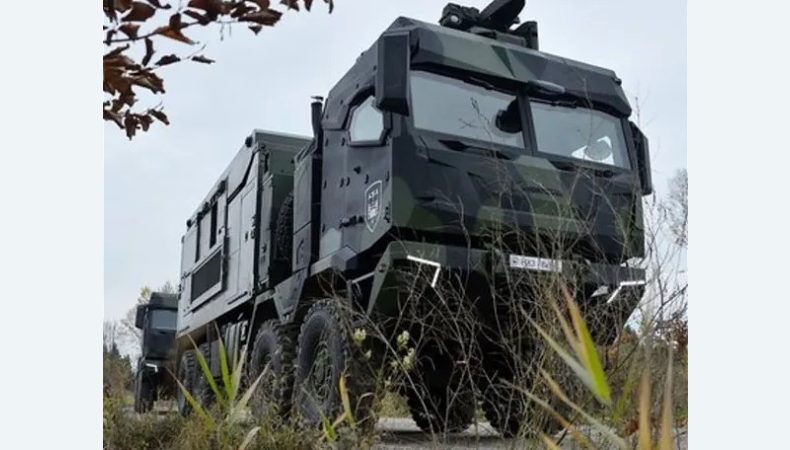 Україна отримає 26 військових вантажівок Rheinmetall HX 8×8 від Німеччини: що відомо про техніку