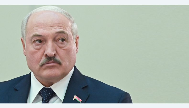 Лукашенко боїться бунту армії: білоруські війська ганяють біля кордону з Україною для замилювання очей Путіна, — Бульба