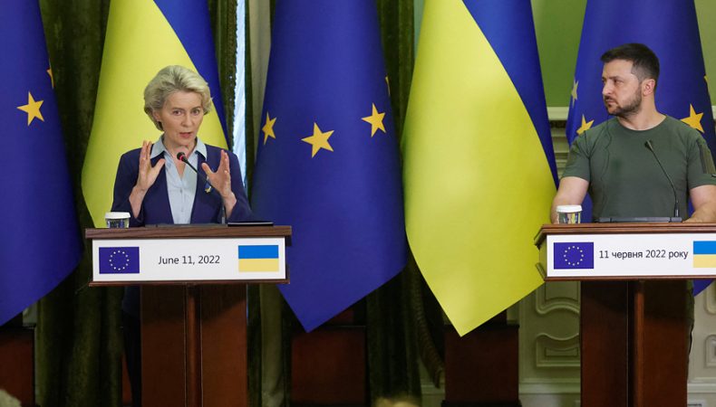 ЄС може надати понад 500 мільярдів євро на післявоєнну відбудову України