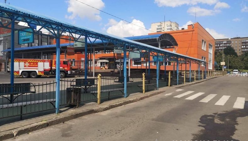 Хвиля масових повідомлень про замінування котиться містами України