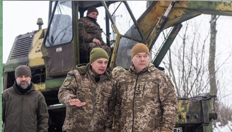 Командувач Об’єднаних Сил Збройних Сил України генерал-лейтенант Сергій Наєв
