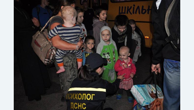 У Кіровоградську область з Донецької в рамках обов&amp;#039;язкової евакуації населення прибув третій потяг з близько 200 людьми.