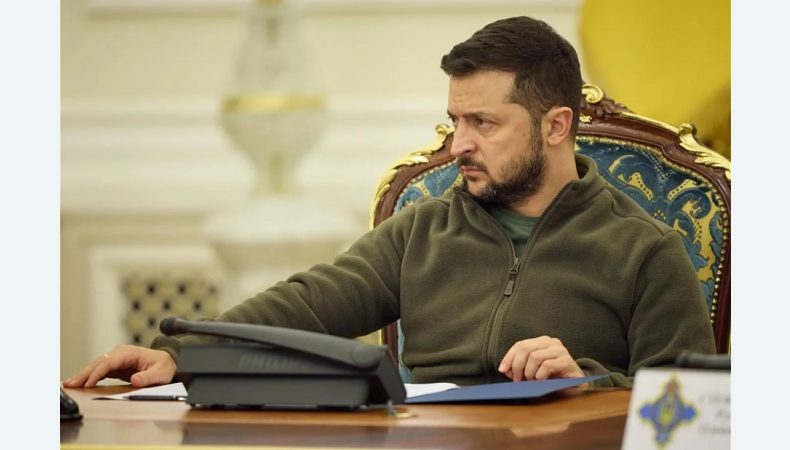 Зеленський подякував Макрону за підтримку