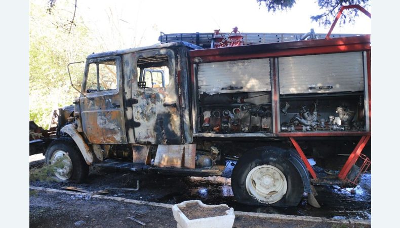 В Харківі внаслідок ворожого обстрілу постраждала пожежно-рятувальна техніка та депо рятувальників