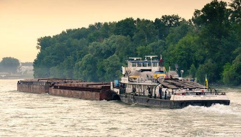 На Одещині перейменували сім суден флоту Українського Дунайського пароплавства