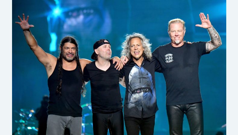 Благодійний фонд гурту Metallica пожертвував $ 500 тис. на допомогу українським переселенцям