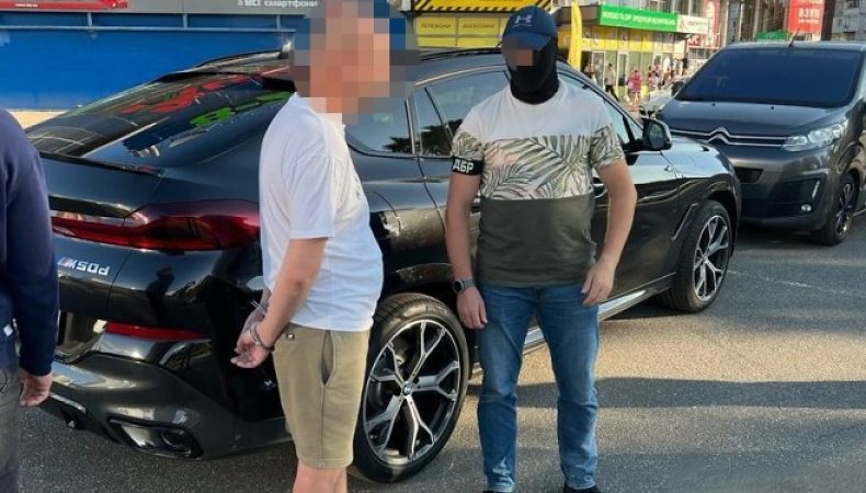 На Вінниччині син депутата від ОПЗЖ замовив убивство колеги