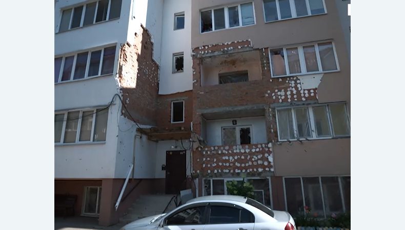 В Ірпіні відновлюють пошкодження будинків