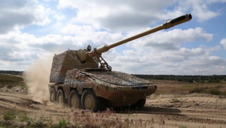 Німеччина схвалила продаж Україні 18 САУ RCH-155