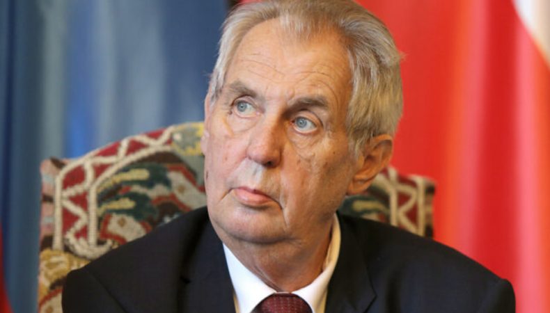 Президент Чехії виступив за подальше постачання зброї ЗСУ