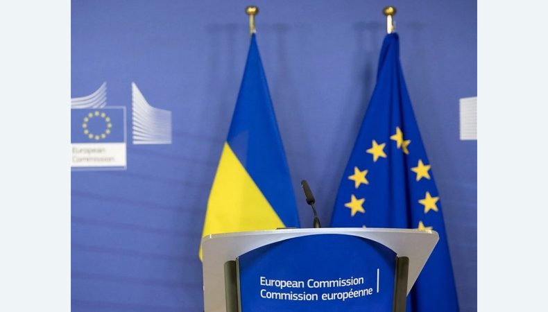 Кулеба з Боррелем обговорили підготовку до майбутнього саміту Україна-ЄС