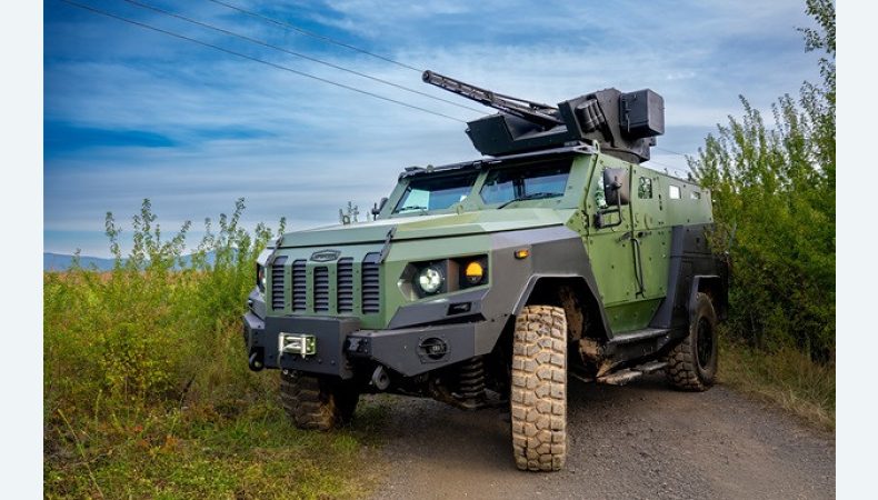 На озброєння ЗСУ спорядили два бронеавтомобілі класу MRAP
