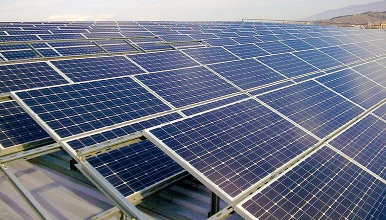 В Херсонській області окупанти планують вивезти на територію рф сонячні електростанції