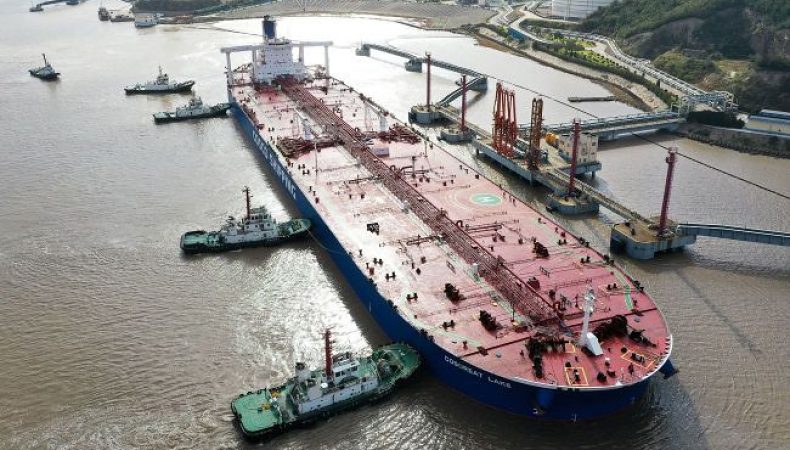 рф отримала китайські танкери для вивезення нафти до Азії
