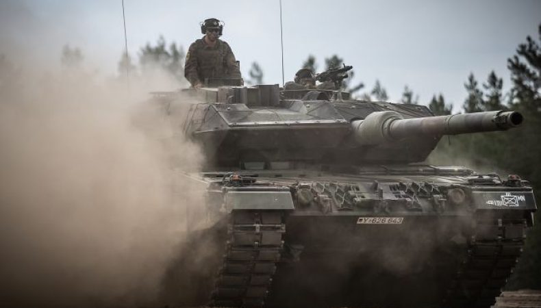 Німеччина пообіцяла Україні забезпечення зброєю: подробиці