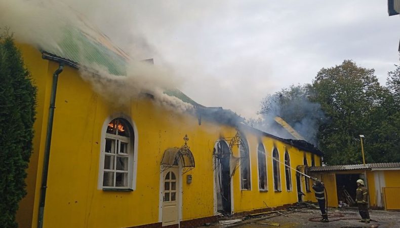 Спалахнула церковна школа