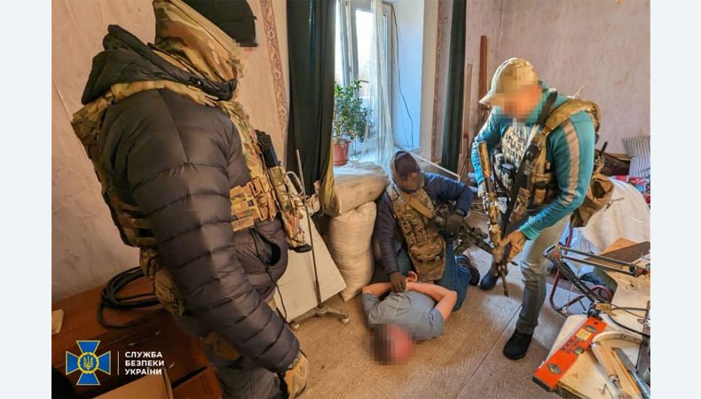 СБУ затримала російських агентів, які шпигували для ворога у прикордонних районах Сумщини
