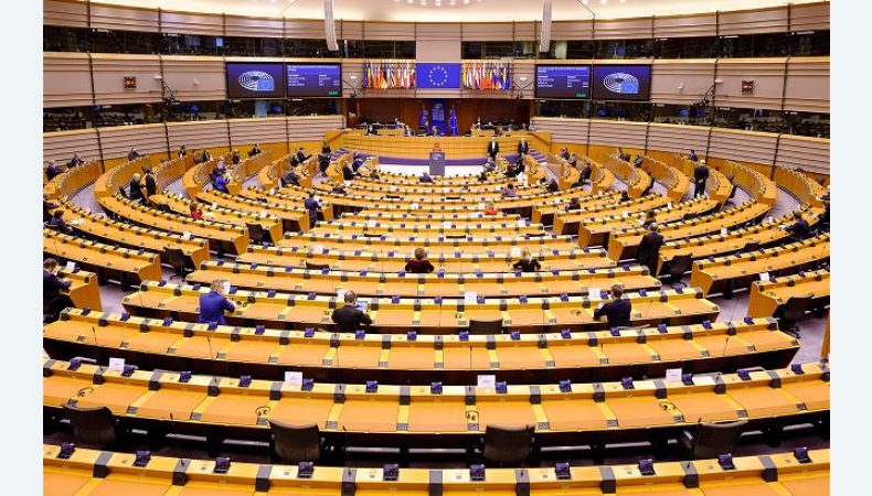 Європарламент схвалив надання Україні 18 млрд євро