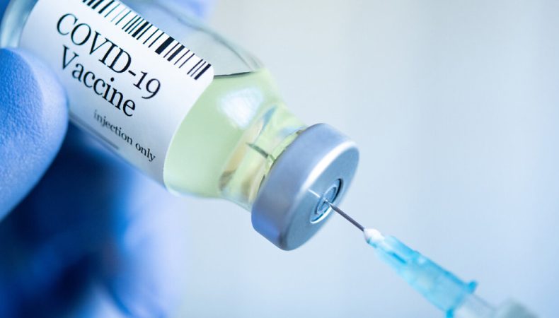 Польща надасть Україні мільйон вакцин проти Covid-19