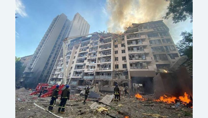 рф має припинити всі форми ракетних, дронових та артилерійських атак по території України, особливо цивільних об’єктів,