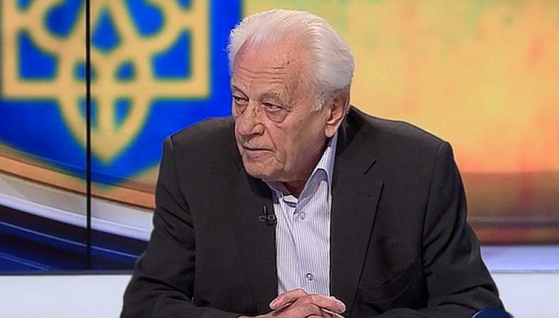Степан Хмара: Влада почує громадськість тільки тоді, коли на вулиці вийде сотні тисяч людей