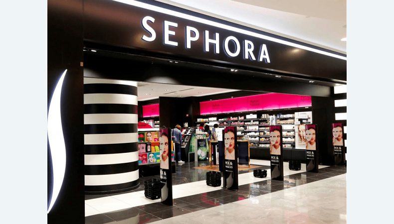 Французька мережа косметики Sephora повідомила про повний вихід із росії