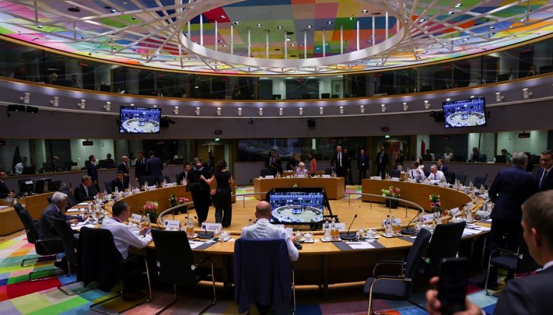 ЄС проводить закриту зустріч щодо ескалації війни росією, псевдореферендумів і мобілізації