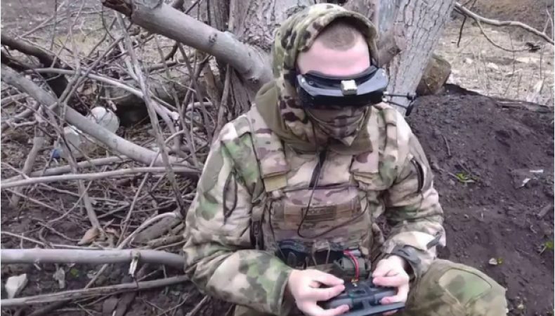 У армії рф сталася серія вибухів FPV-окулярів у пілотів дронів