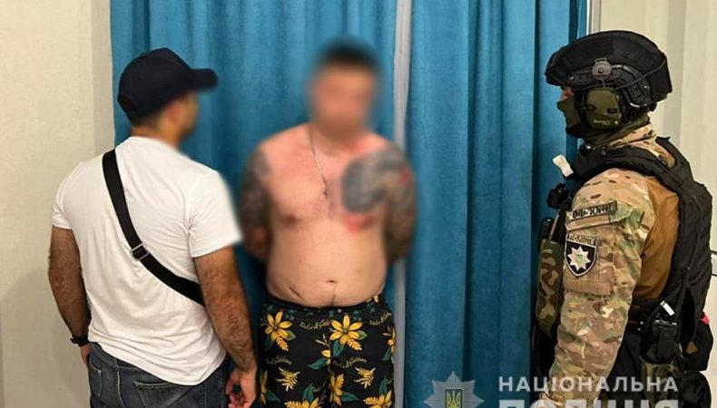 В Одесі затримали групу наркозбувачів та вилучили наркотиків і психотропів на понад 8 млн грн