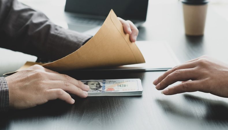 Недореформування правоохоронної та судової систем породжує й посилює тіньову парадержаву, — Биков