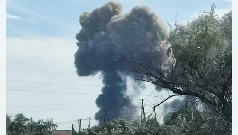 У США прокоментували вибухи на авіабазі у Криму