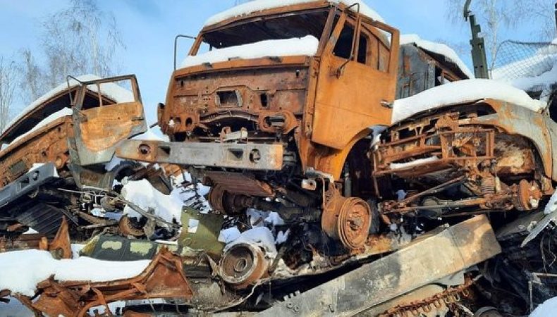 У Токмак завезли понад 10 автомобілів із пораненими та вбитими окупантами