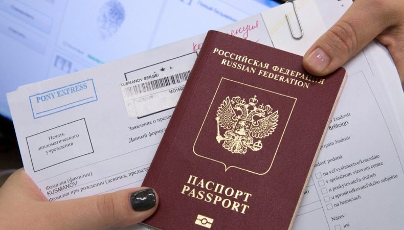 Кіпр скасовує безплатні візи для росіян